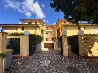 Appartamento via Collina, Fossato di Vico — foto 8 di 26