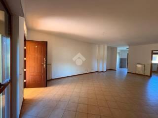 Appartamento via Collina, Fossato di Vico — foto 14 di 26