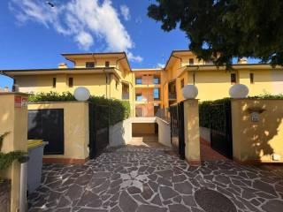 Appartamento via Collina, Fossato di Vico — foto 9 di 26