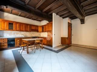 Appartamento via palazzo di città 35, Centro, Saluzzo — foto 16 di 21
