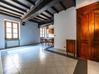 Appartamento via palazzo di città 35, Centro, Saluzzo — foto 15 di 21