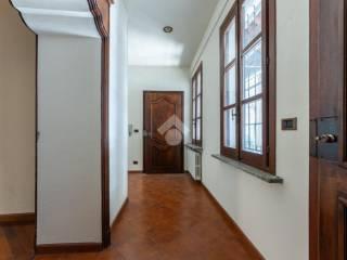 Appartamento via palazzo di città 35, Centro, Saluzzo — foto 7 di 21