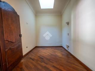 Appartamento via palazzo di città 35, Centro, Saluzzo — foto 6 di 21