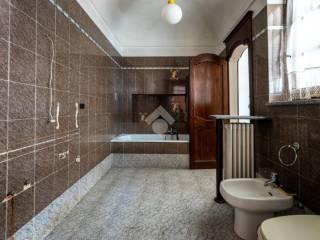 Appartamento via palazzo di città 35, Centro, Saluzzo