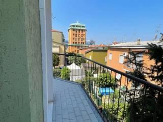 Stanza singola via Aquileia 13, Monza — foto 3 di 11