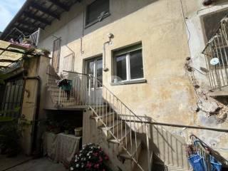 Trilocale via Guglielmo Oberdan 16, Centro, Barge — foto 11 di 15