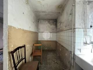 Trilocale via Guglielmo Oberdan 16, Centro, Barge — foto 6 di 15