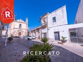 Bilocale piazza San Lorenzo 31, Centro, Lizzanello — foto 8 di 28
