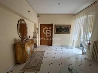 Trilocale via Vitrani 41, Centro, Barletta