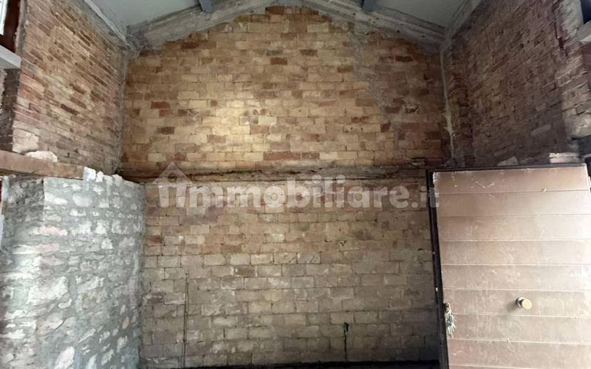 Loft via Santa Margherita, Centro, Gualdo Tadino — foto 3 di 8