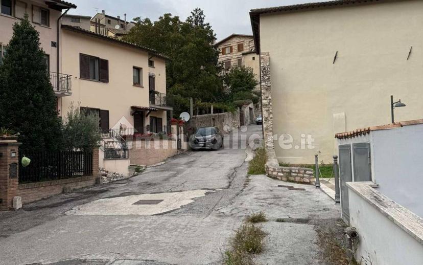 Loft via Santa Margherita, Centro, Gualdo Tadino — foto 4 di 8