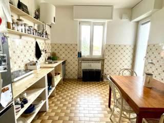 Trilocale via indipendenza 12, Buguggiate — foto 16 di 45