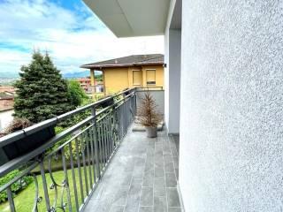 Trilocale via indipendenza 12, Buguggiate — foto 12 di 45