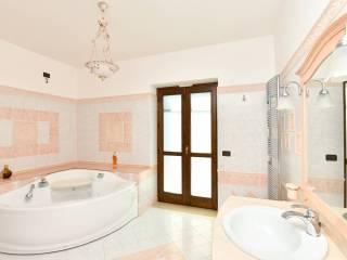 Villa unifamiliare via Municipio, Lustra