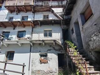 Appartamento da ristrutturare, su più livelli, Gignod — foto 22 di 35