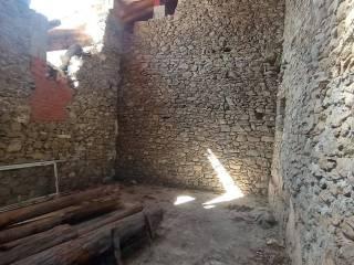 Appartamento da ristrutturare, su più livelli, Gignod — foto 26 di 35