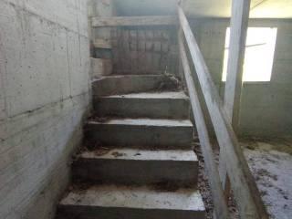 Appartamento da ristrutturare, su più livelli, Gignod — foto 8 di 35