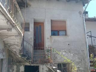 Appartamento da ristrutturare, su più livelli, Gignod — foto 12 di 35