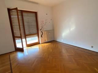 Quadrilocale viale Vittoria, 49, Asti — foto 6 di 17