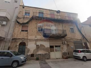 Terratetto unifamiliare 400 m², da ristrutturare, Favara — foto 23 di 32