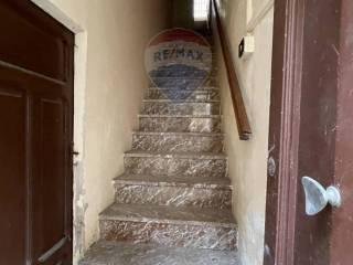 Terratetto unifamiliare 400 m², da ristrutturare, Favara — foto 7 di 32