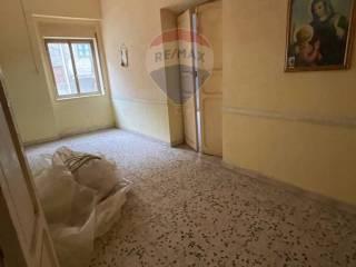 Terratetto unifamiliare 400 m², da ristrutturare, Favara — foto 17 di 32
