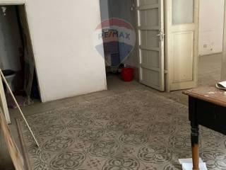 Terratetto unifamiliare 400 m², da ristrutturare, Favara — foto 21 di 32