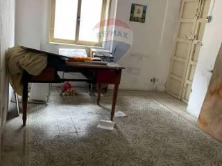 Terratetto unifamiliare 400 m², da ristrutturare, Favara — foto 4 di 32