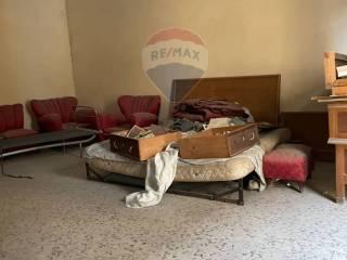 Terratetto unifamiliare 400 m², da ristrutturare, Favara — foto 12 di 32