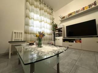 Trilocale via Alessandro Manzoni 55, Centro, Sforzatica, Dalmine — foto 3 di 18