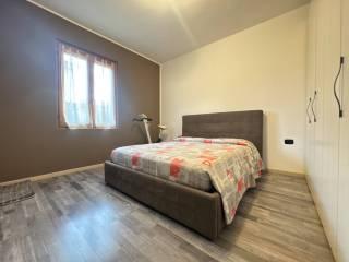 Trilocale via Alessandro Manzoni 55, Centro, Sforzatica, Dalmine — foto 10 di 18