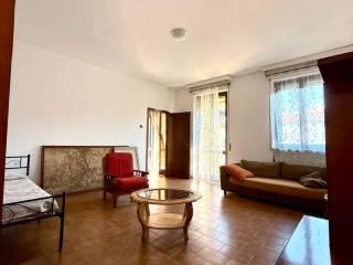 Stanza singola viale delle Rimembranze 7, Busto Arsizio — foto 6 di 11