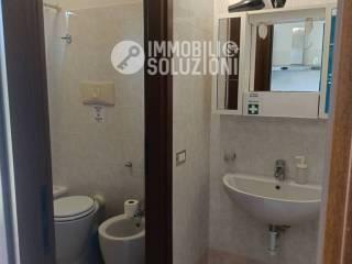 Bilocale via Molaria 7, Pieve Vecchia, Villaggio Sanghen, Manerba del Garda — foto 3 di 13