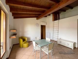 Bilocale buono stato, primo piano, Villa Pedergnano, Erbusco — foto 15 di 17