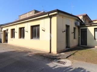 Bilocale via Unione Europea 22, Centro, Marmirolo — foto 4 di 11