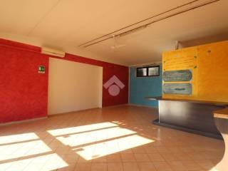 Bilocale via Unione Europea 22, Centro, Marmirolo