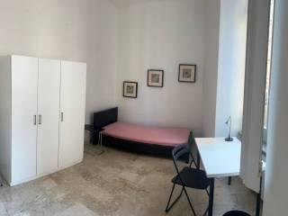 Stanza singola via Fieschi 10, Genova — foto 5 di 9