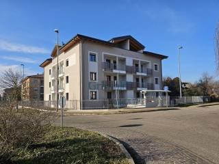 Trilocale via Giovanni Di Bella, Casorate Primo — foto 2 di 6