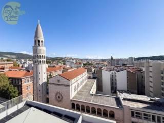 Attico via Sant'Anastasio, Roiano, Trieste — foto 14 di 40