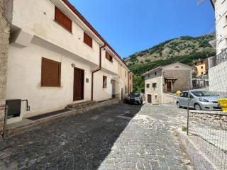 Bilocale via Della Canala, Centro, Rocca di Cambio — foto 17 di 20