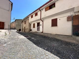 Bilocale via Della Canala, Centro, Rocca di Cambio — foto 14 di 20