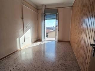Quadrilocale via Federico De Roberto 79, Centro, Caltanissetta