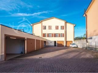 Trilocale strada provinciale per torrechiara, 39, Arola, Langhirano — foto 4 di 30