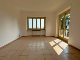 Trilocale via Salvo D'Acquisto 27, Centro, Cocconato — foto 4 di 18