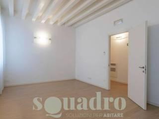 Appartamento via Piero Maroncelli 30, Centro Storico, Forlì — foto 2 di 35