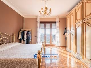 Appartamento via dei Gelsi 1, Cinzano, Santa Vittoria d'Alba — foto 27 di 44