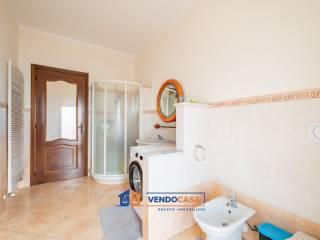 Appartamento via dei Gelsi 1, Cinzano, Santa Vittoria d'Alba — foto 10 di 44