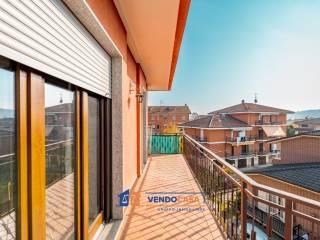 Appartamento via dei Gelsi 1, Cinzano, Santa Vittoria d'Alba — foto 6 di 44