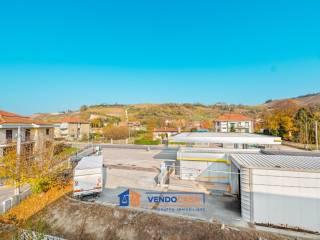 Appartamento via dei Gelsi 1, Cinzano, Santa Vittoria d'Alba — foto 40 di 44