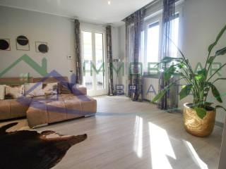 Villa bifamiliare via Pastrengo, Centro, Somma Lombardo — foto 5 di 28